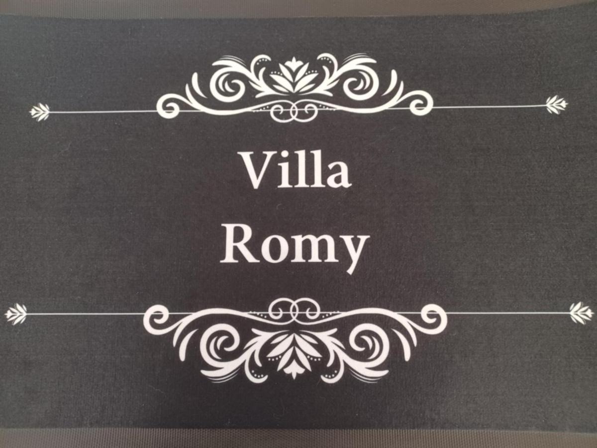 Villa Romy Mit 3 Gaestezimmer باد اسشي المظهر الخارجي الصورة
